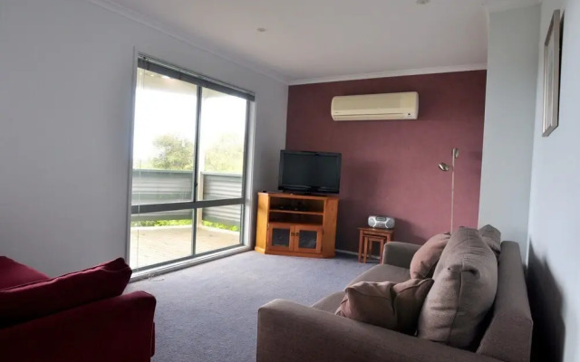 THE Green House - Inlet Side