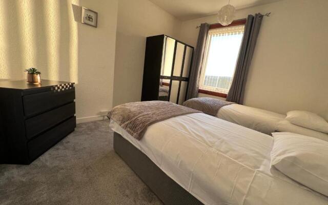 Lomond View Apartment