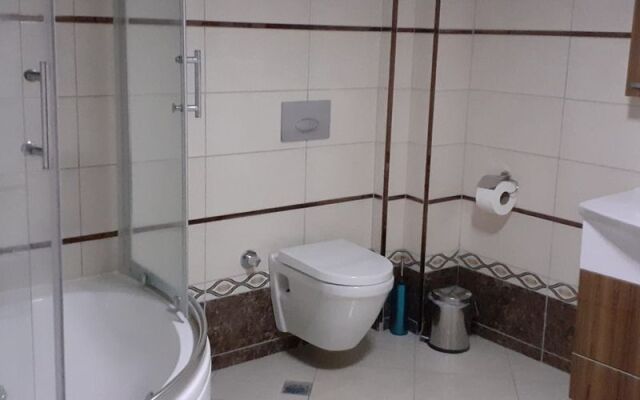 Sivaslı Yalım Garden Park Otel