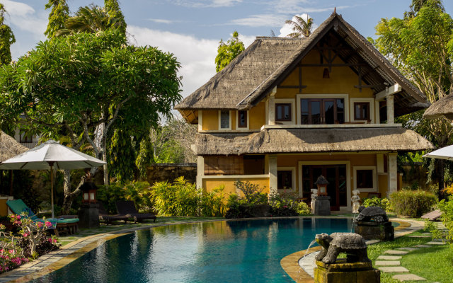 Rumah Bali Nusa Dua