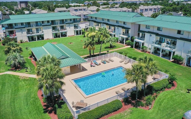 Sandprints C3- Sunny Daze, Miramar Beach