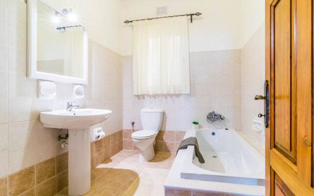 Ta Frenc Apartments