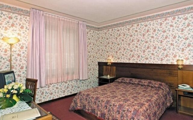Hotel Santa Barbara