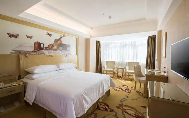 Vienna Hotel Guangdong Huizhou Jiangbei Railway Station