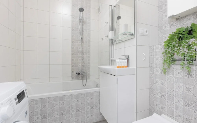 Stylish Apartment in Żoliborz by Renters