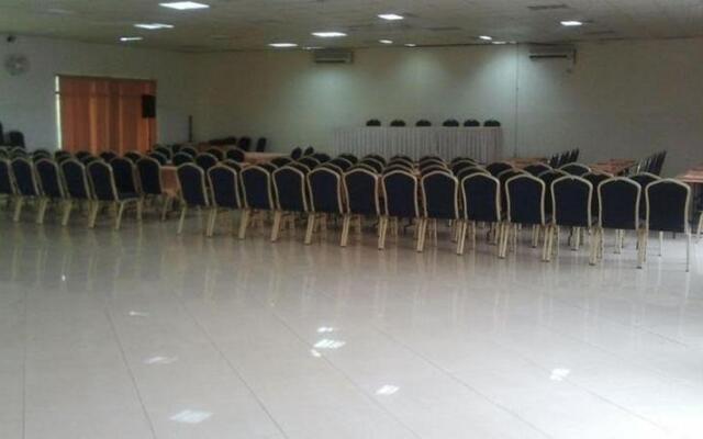 Alpha palace Hotel