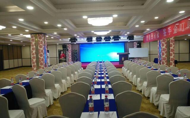 Xana Hotelle Yining Airport Road Jinwuyuan