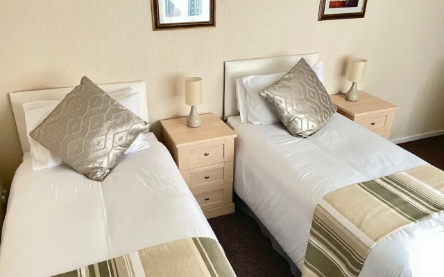 Rossal House Apartments