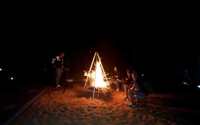 Luxury Camp Camelhouse