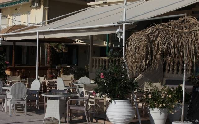 Mantas Seaside Boutique Hotel