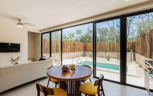 Beautiful 2 Bedroom Apartment