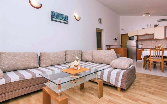 Nice Home in Pakostane With 5 Bedrooms, Wifi and Outdoor Swimming Pool