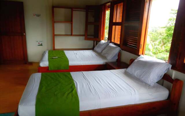Waira Selva Hotel