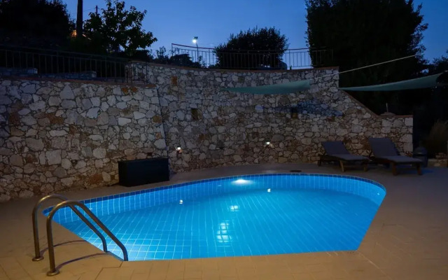 Villa Evakri With Private Swimming Pool BBQ