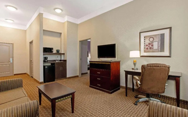 La Quinta Inn & Suites Cleburne