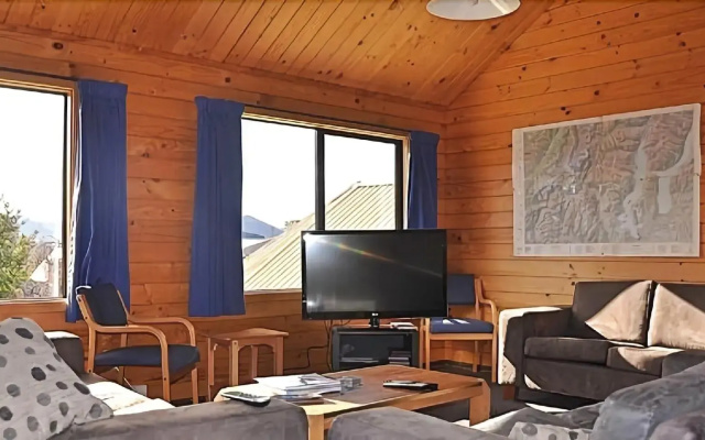 Altamont Lodge