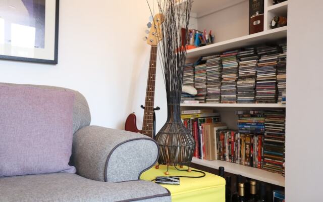 Cosy 1 Bedroom Apartment in the Heart of Wimbledon