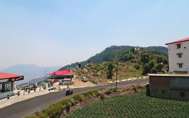 OYO 15135 Himalaya View
