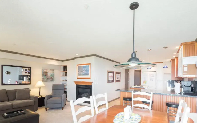 Seaside Vacation Homes