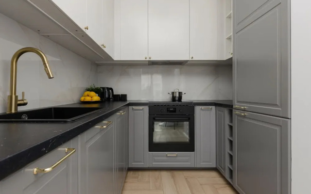 Apartment Kolejowa & Parking by Renters