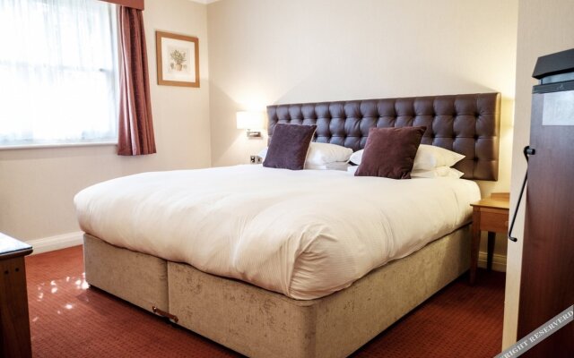 Red Lion Hotel, Hillingdon