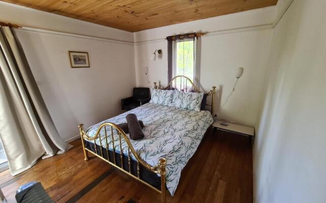 Spotted Gum Retreat at Mystery Bay