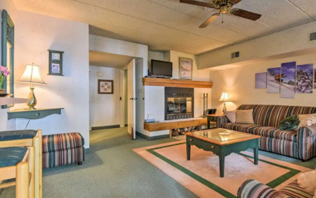 Cozy Pocono Mountain Escape