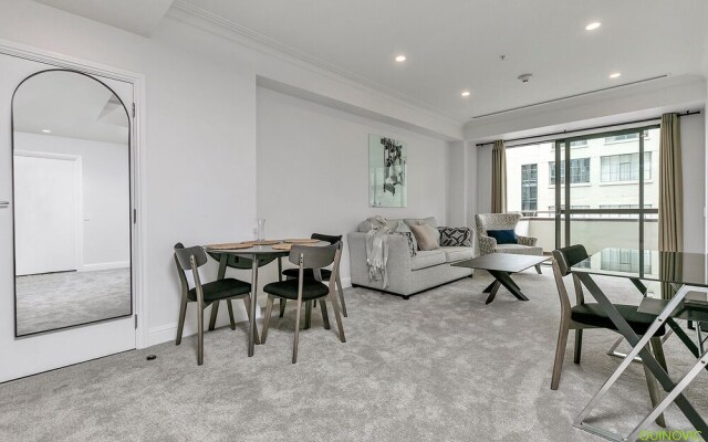 QV Modern Apartment in CBD - 078