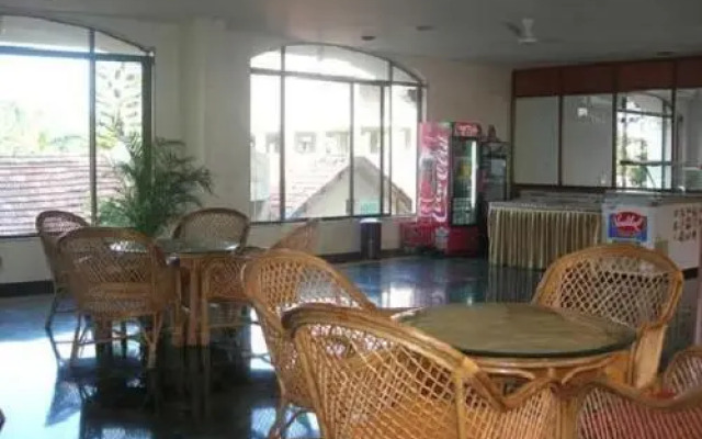 Shilpi Hill Resort