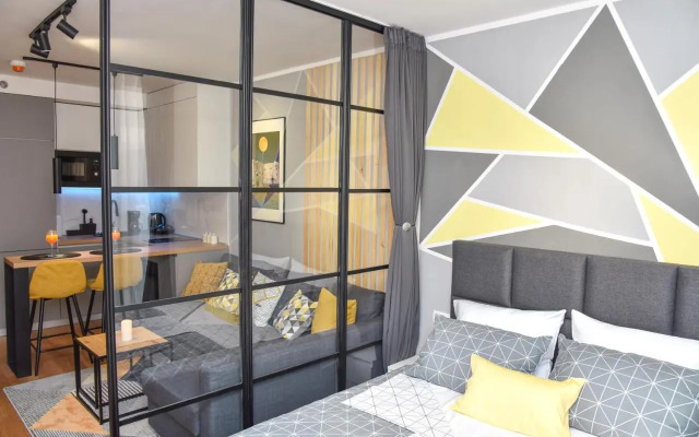 Studio apartment Bee One