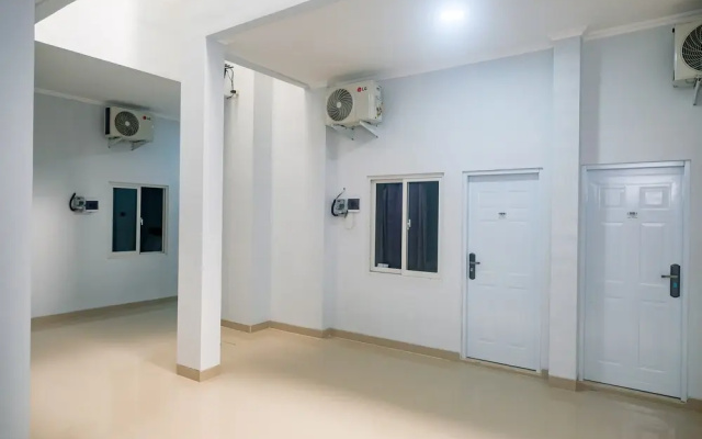 RedDoorz near STIE YKPN 3