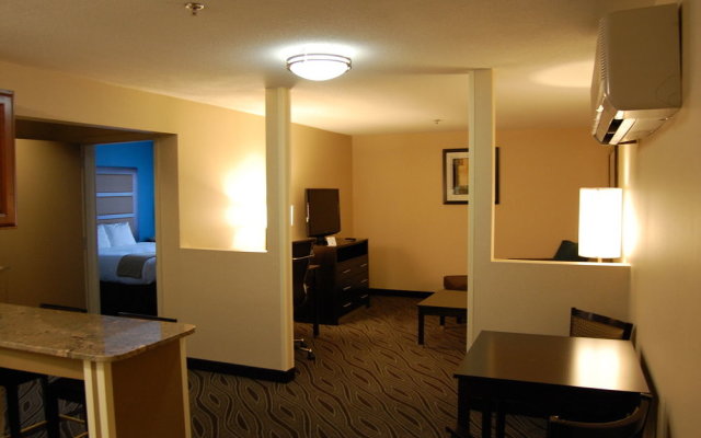 Comfort Inn & Suites Ludlow