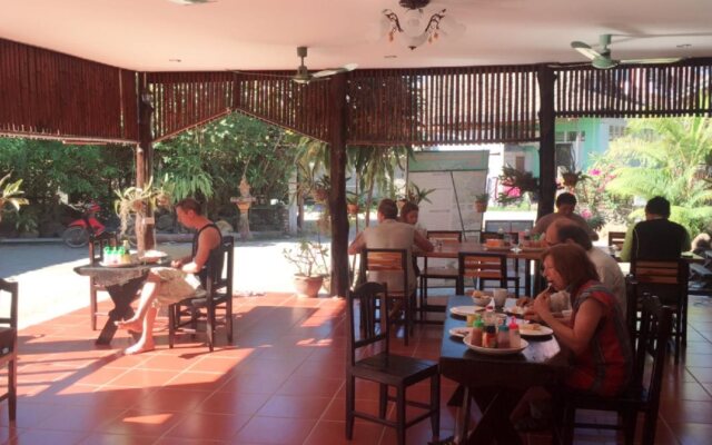 Vang Vieng Garden Bungalow