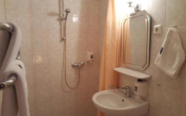 Villa Johanna Guesthouse