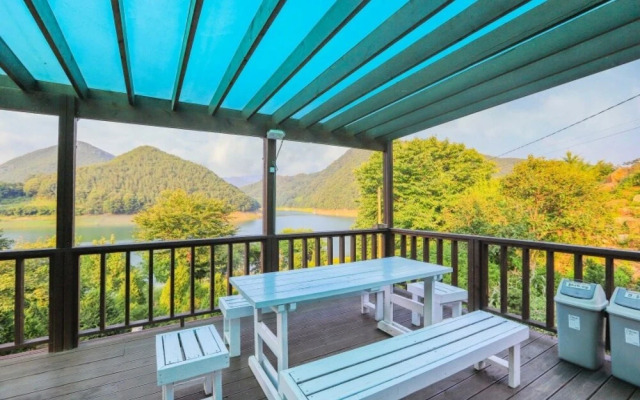 Jecheon Hobanro Unshared House Pension