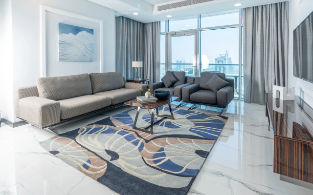 S Plaza Suites Hotel