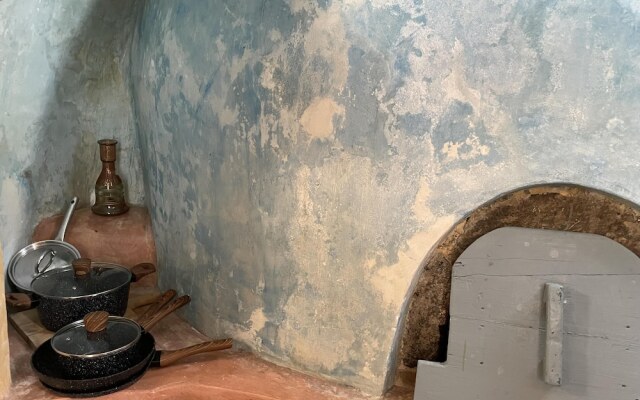 Charming 2-bed Villa in Thera With Outdoor hot tub