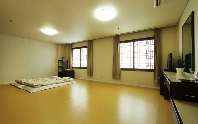 Rasung Hotel