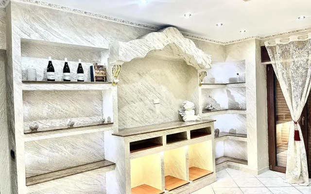 Gold Luxury Suite Home Roma