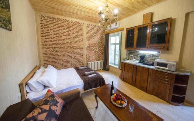 Room 19