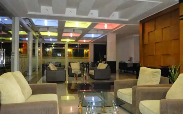 Hotel Prasasti Pacitan