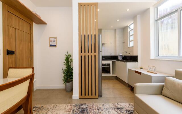 Moderno Quarto e Sala em Copacabana | MFB 76/204