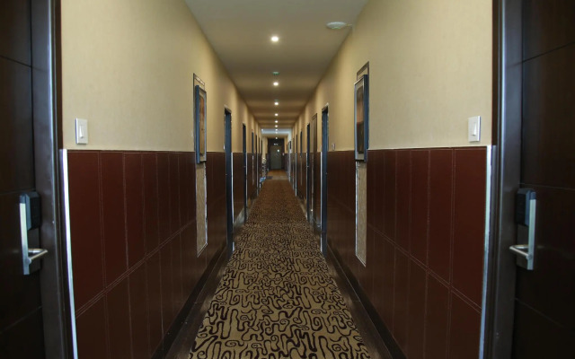 Hotel Shanthi Inn Grand