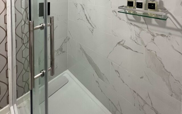 The Vic, Ascend Hotel Collection