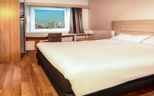 Hotel ibis Santiago Providencia