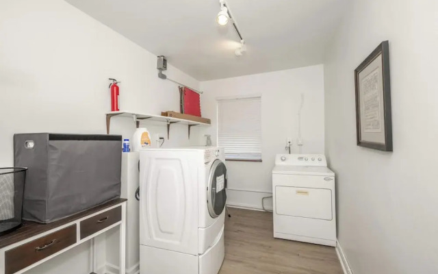 The Grand Elm Suite 1 Sleeps 4