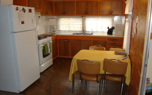 Yellowstone Wildlife Cabins