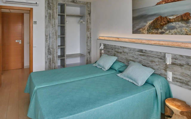 Playa Bella Beach Apartments