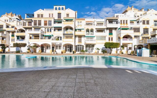 Lovely Apartment in Roquetas De Mar With Balcony