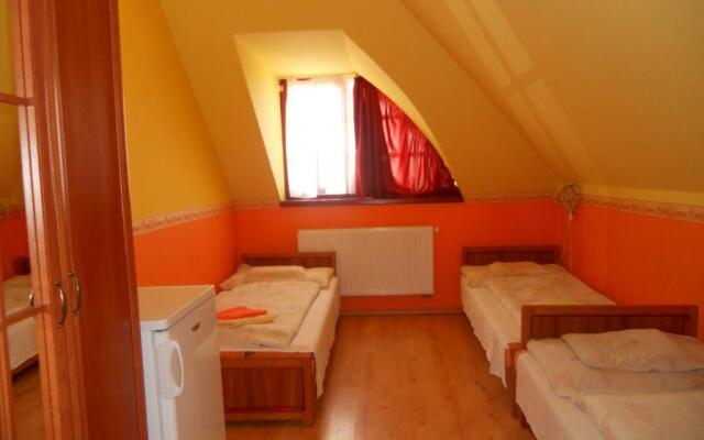 Belvárosi & Kertvárosi Vendégház